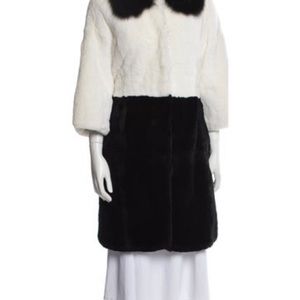 NWT Sheared Beaver Coat will fit size 6, 8, 10.